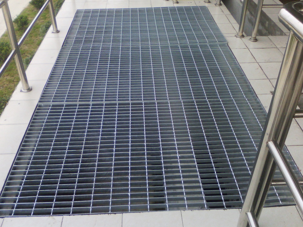 矩形钢格板3.jpg 矩形钢格板3.jpg